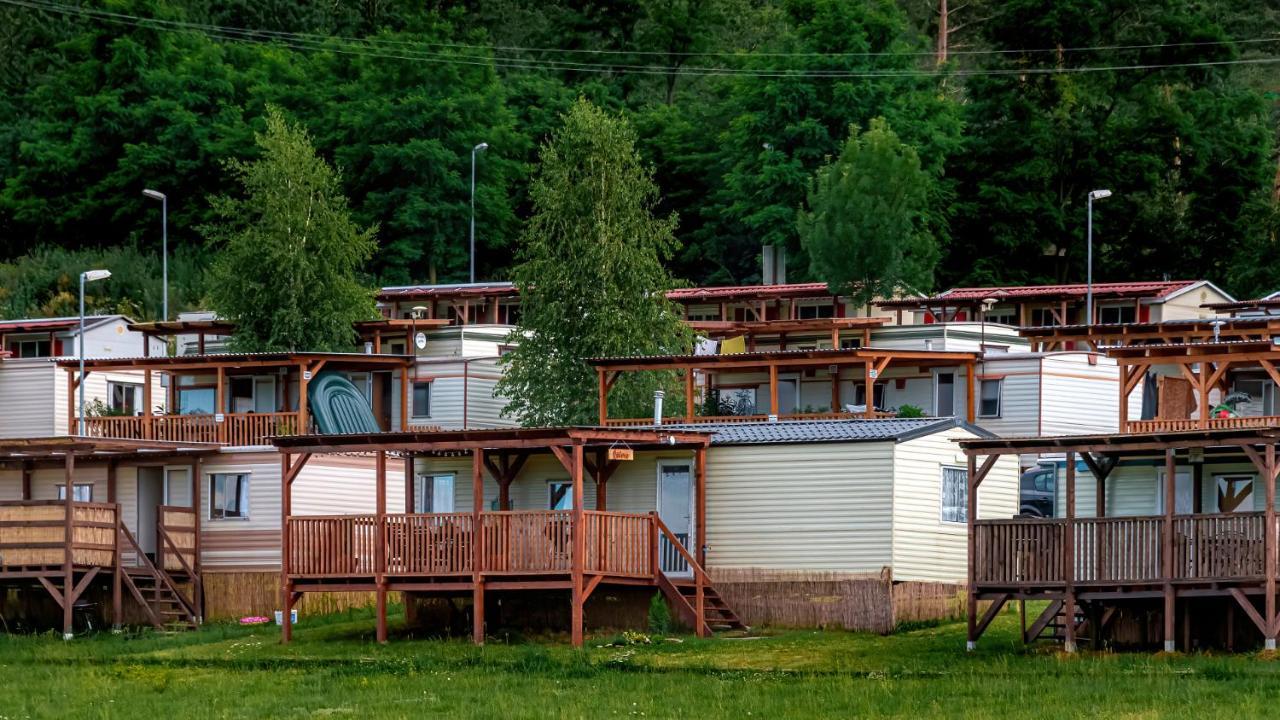 Mobilheim Viktorie Villa Vyrovice Bagian luar foto